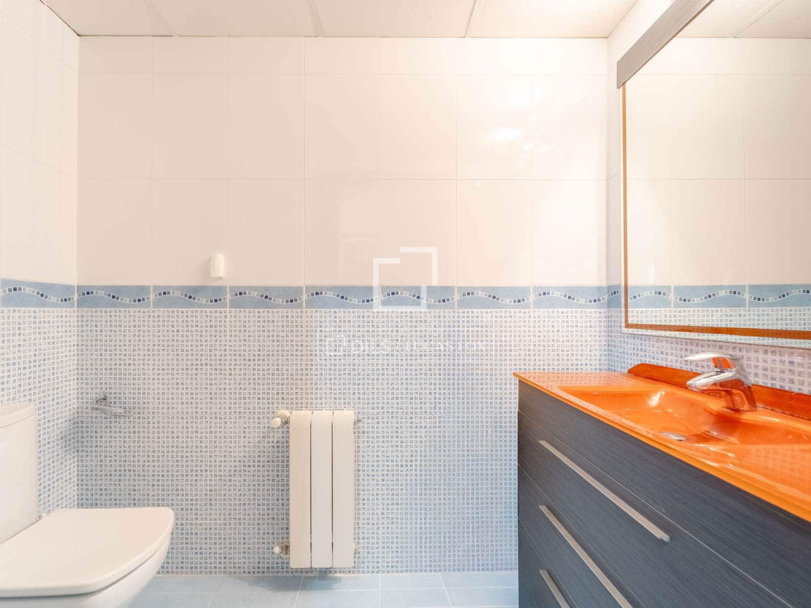 8 slaapkamer Commercieel te koop in Pucol met garage - € 1.075.000 (Ref: 9996026)