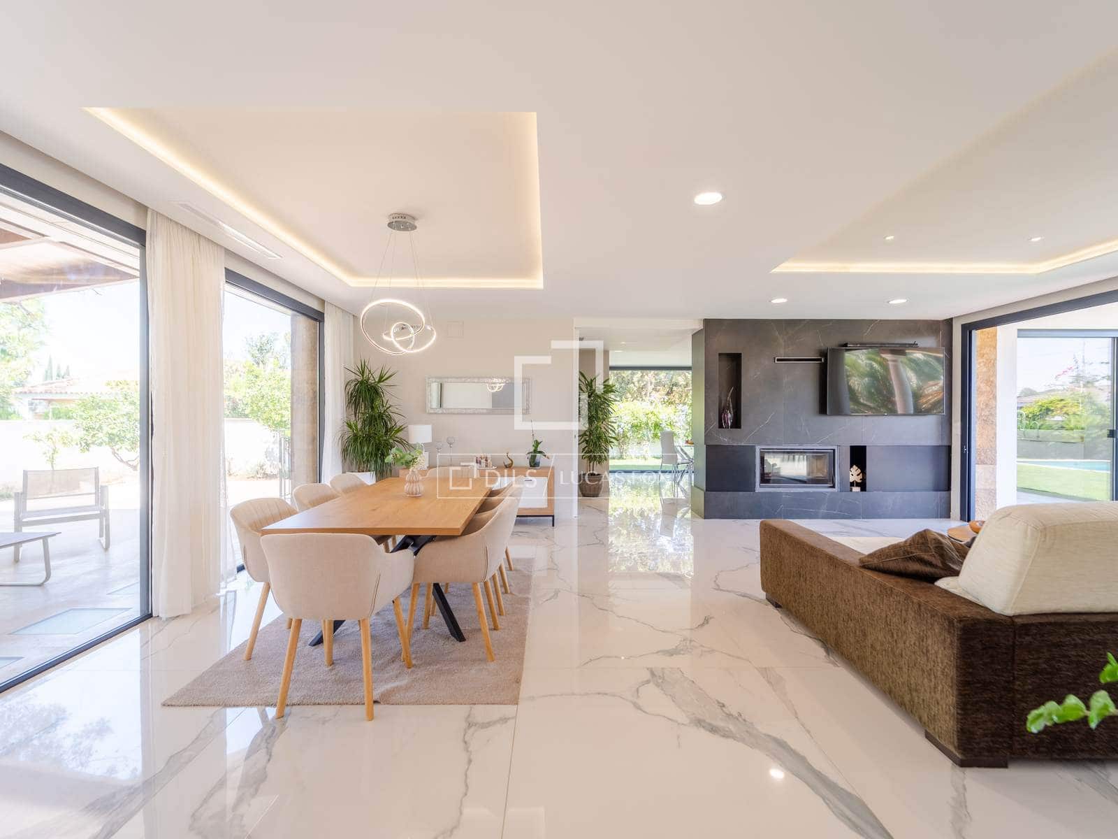 5 bedroom Villa for sale in La Pobla de Vallbona with pool garage - € 1,795,000 (Ref: 9996027)