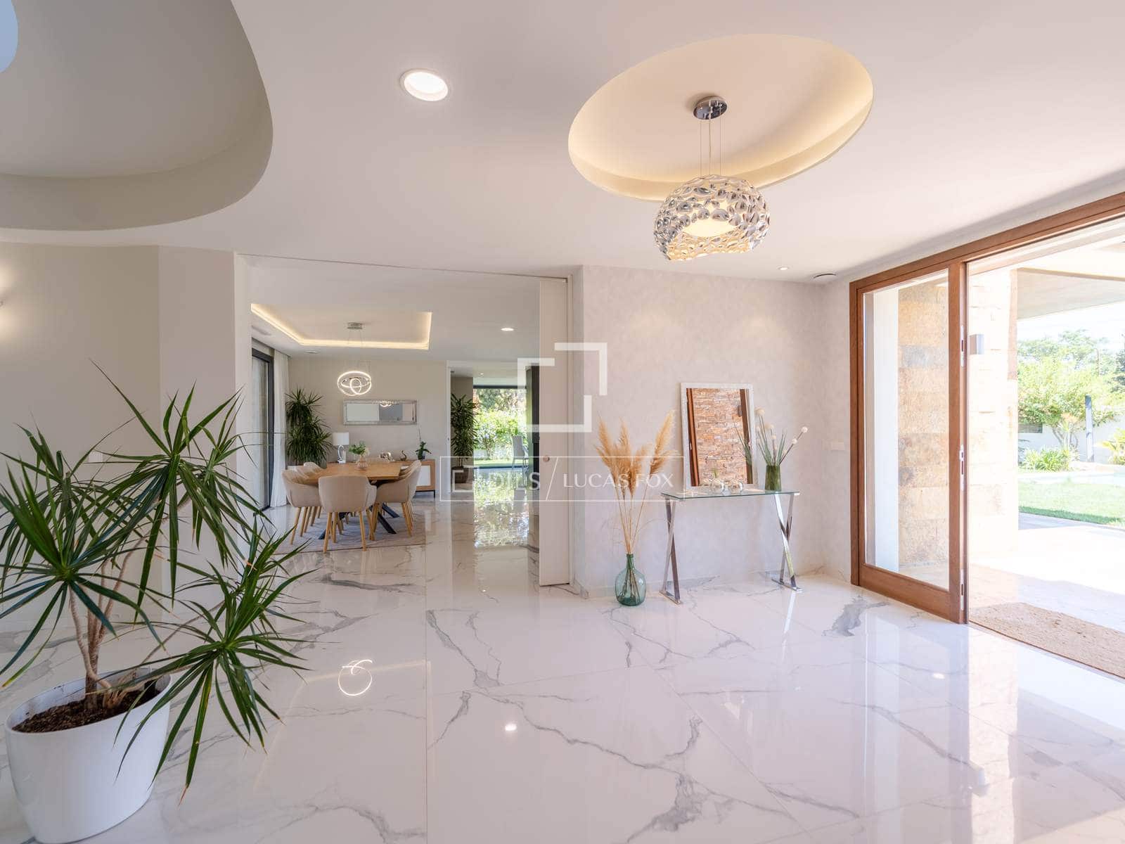 5 bedroom Villa for sale in La Pobla de Vallbona with pool garage - € 1,795,000 (Ref: 9996027)