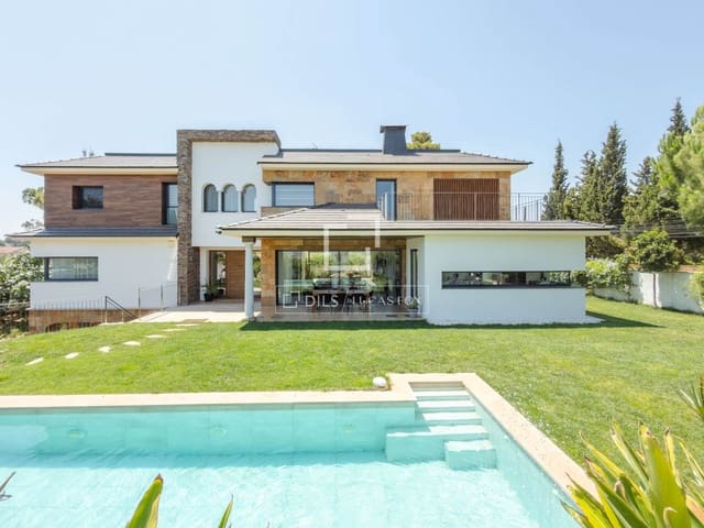5 bedroom Villa for sale in La Pobla de Vallbona with pool garage - € 1,795,000 (Ref: 9996027)