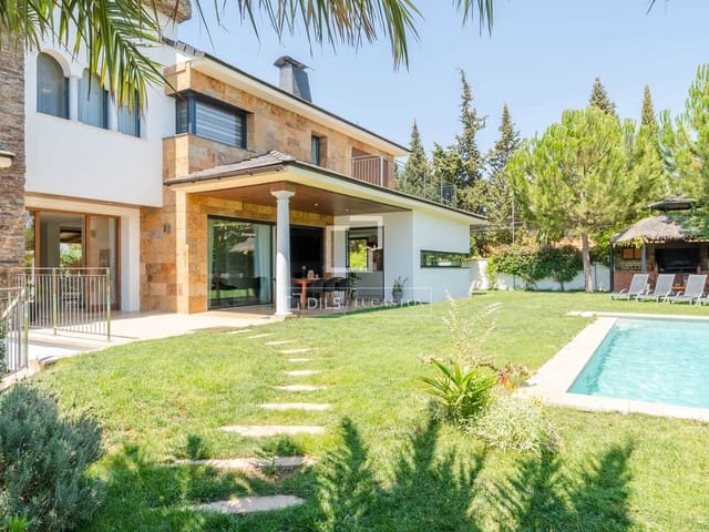 5 bedroom Villa for sale in La Pobla de Vallbona with pool garage - € 1,795,000 (Ref: 9996027)