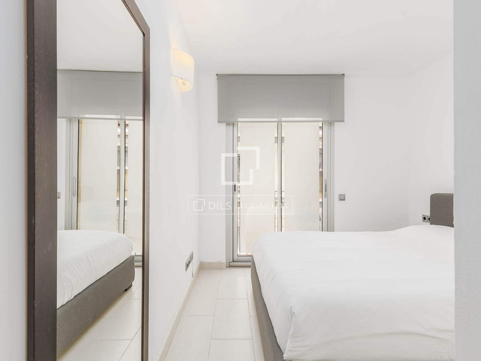 1 soveværelse Penthouse til salg i Barcelona by - € 630.000 (Ref: 9996182)