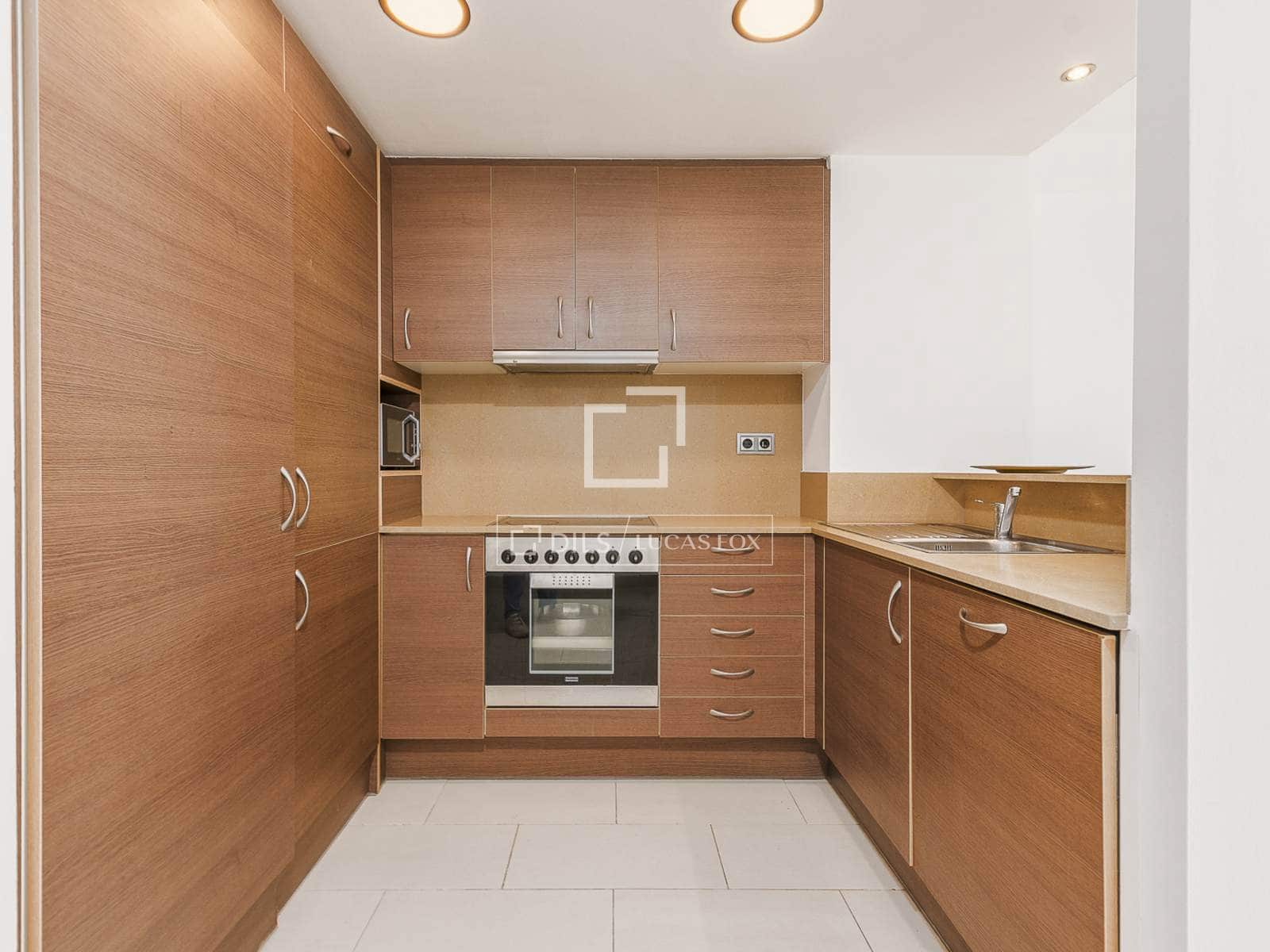 1 soveværelse Penthouse til salg i Barcelona by - € 630.000 (Ref: 9996182)