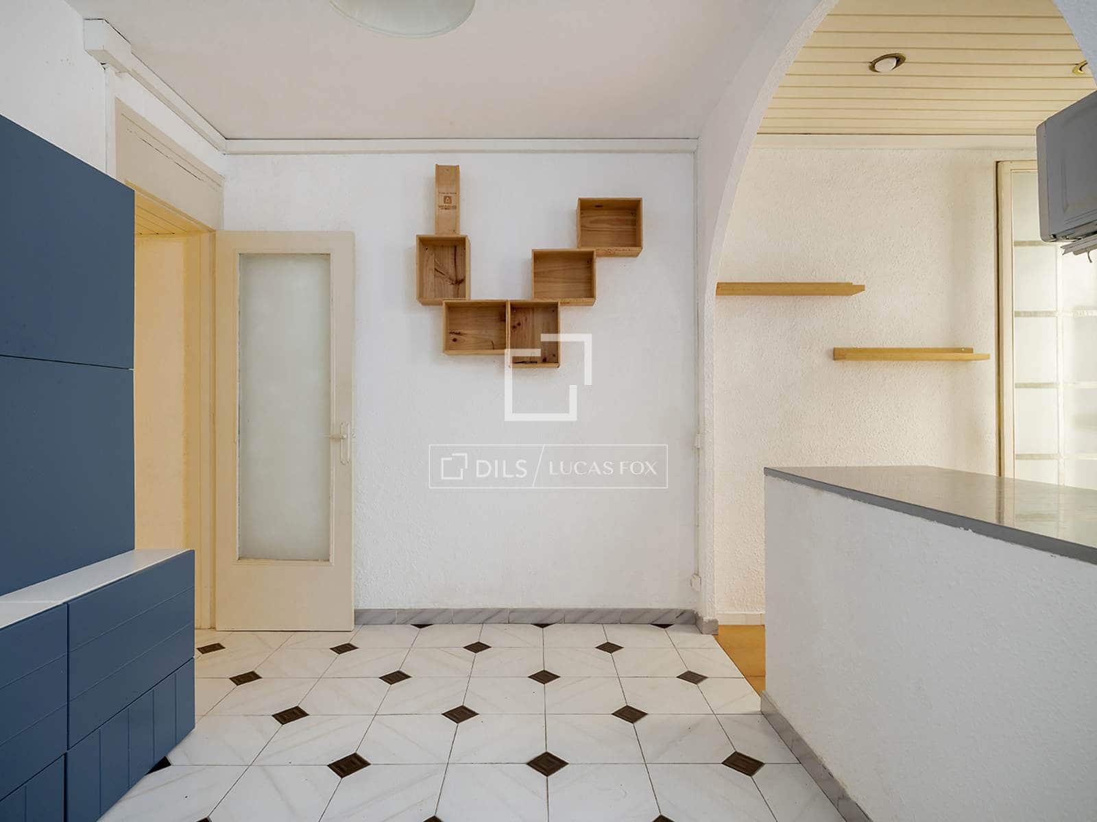 2 slaapkamer Appartement te koop in Barcelona stad - € 330.000 (Ref: 9996276)