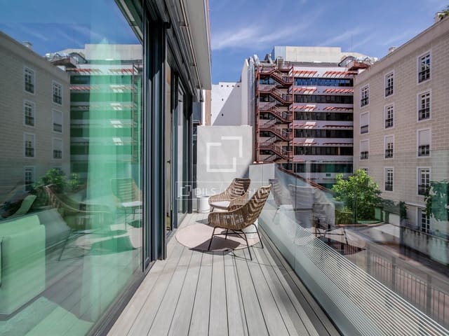 2 makuuhuone Huoneisto vuokrattavana paikassa Recoletos, Madrid kaupunki - 6 200 € (Ref: 9996277)