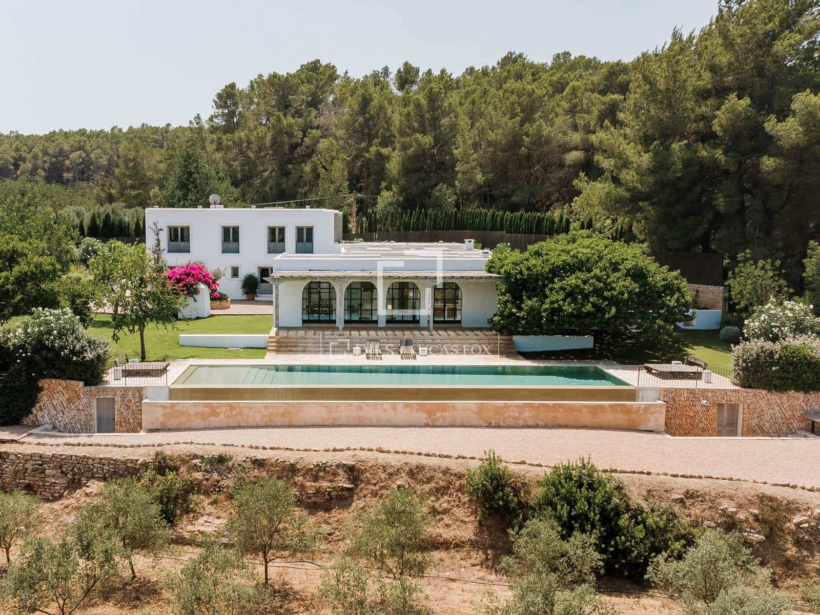 5 chambre Villa/Maison à vendre à Sant Llorenc de Balafia avec piscine garage - 7 850 000 € (Ref: 9996356)