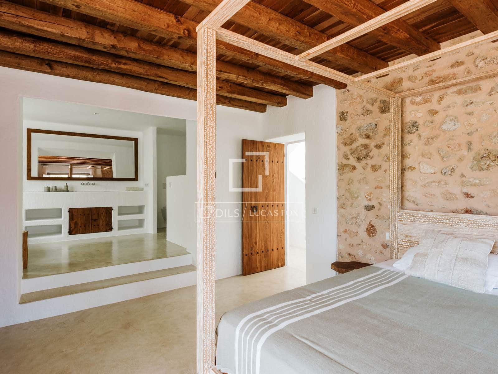 5 chambre Villa/Maison à vendre à Sant Llorenc de Balafia avec piscine garage - 7 850 000 € (Ref: 9996356)