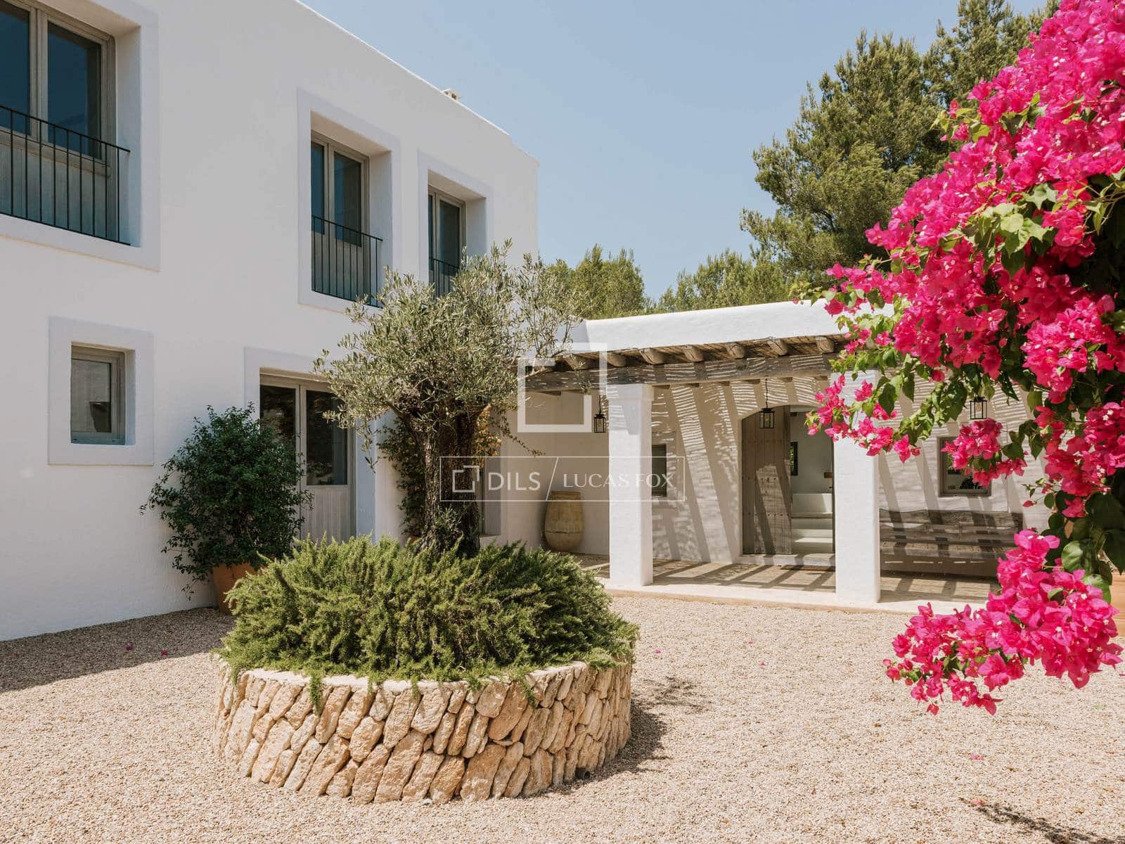 5 chambre Villa/Maison à vendre à Sant Llorenc de Balafia avec piscine garage - 7 850 000 € (Ref: 9996356)