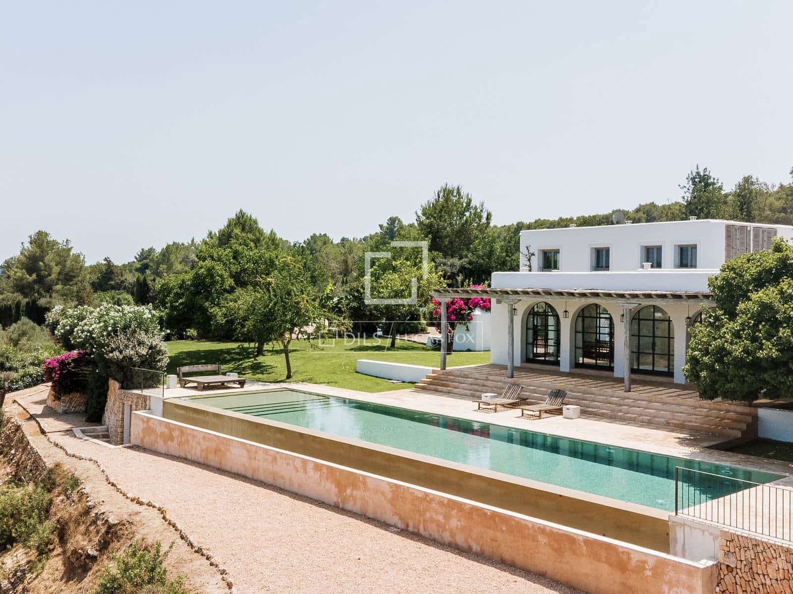 5 chambre Villa/Maison à vendre à Sant Llorenc de Balafia avec piscine garage - 7 850 000 € (Ref: 9996356)