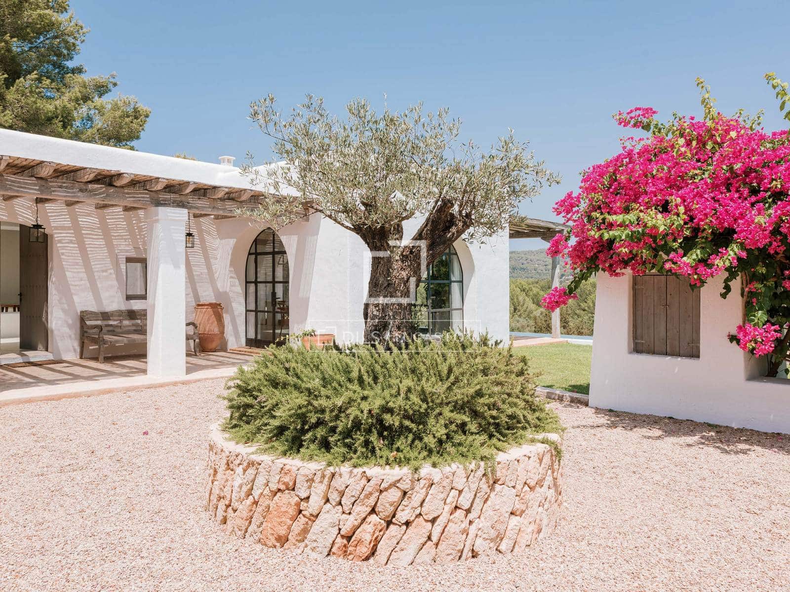 5 chambre Villa/Maison à vendre à Sant Llorenc de Balafia avec piscine garage - 7 850 000 € (Ref: 9996356)