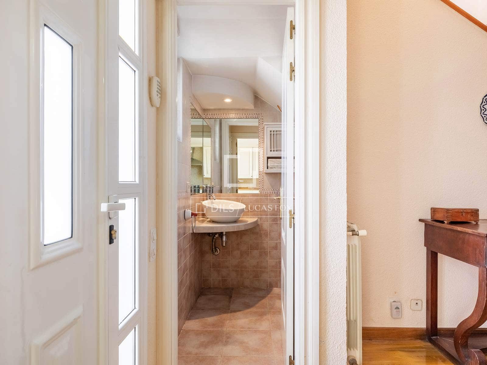 4 soveværelse Villa til salg i Majadahonda med swimmingpool - € 1.250.000 (Ref: 9996358)