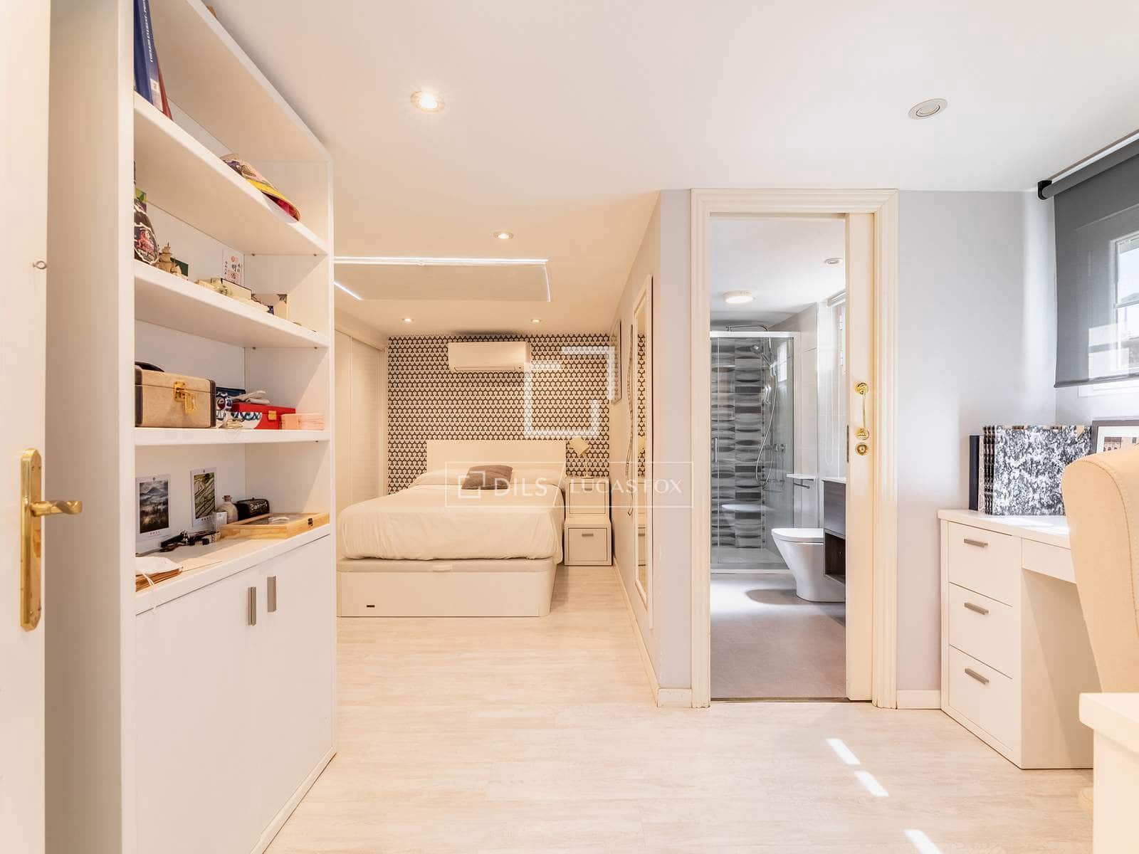 4 soveværelse Villa til salg i Majadahonda med swimmingpool - € 1.250.000 (Ref: 9996358)