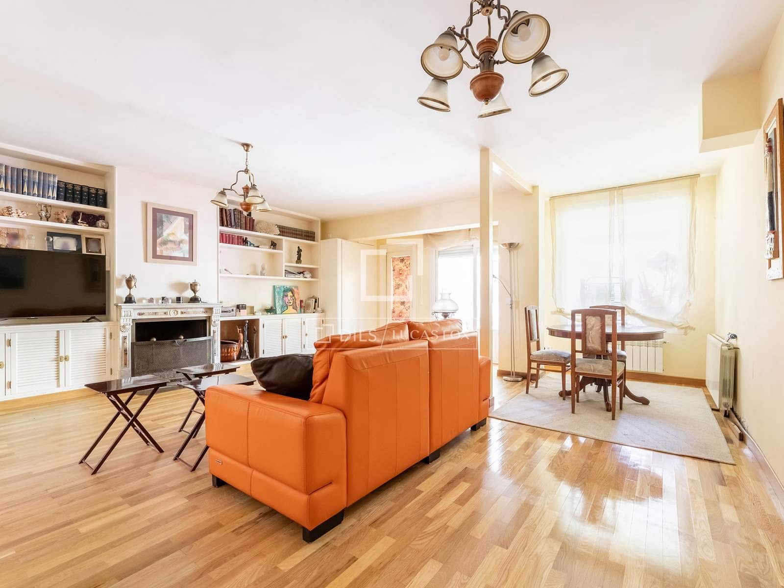 4 soveværelse Villa til salg i Majadahonda med swimmingpool - € 1.250.000 (Ref: 9996358)