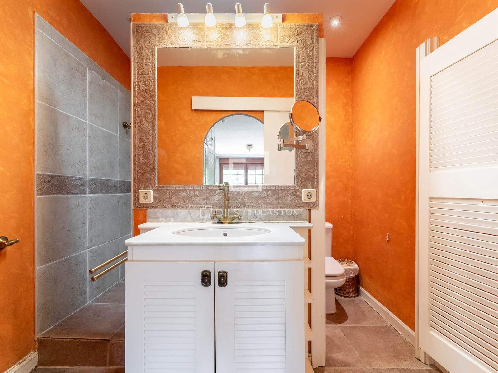 4 soveværelse Villa til salg i Majadahonda med swimmingpool - € 1.250.000 (Ref: 9996358)