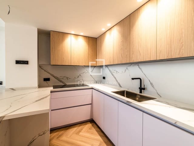 5 quarto Apartamento para venda em Jerónimos, Madrid cidade com garagem - 1 950 000 € (Ref: 9997511)
