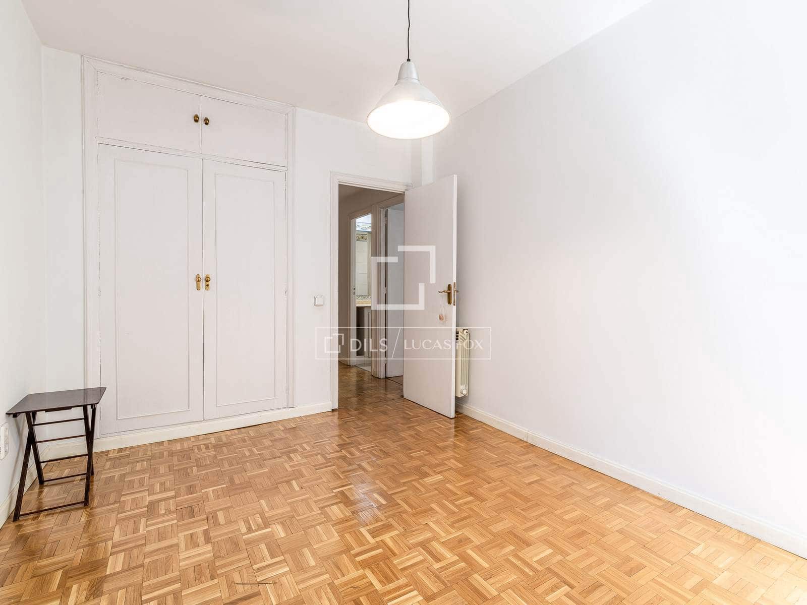 3 bedroom Apartment for sale in Madrid city - € 985,000 (Ref: 9997568)