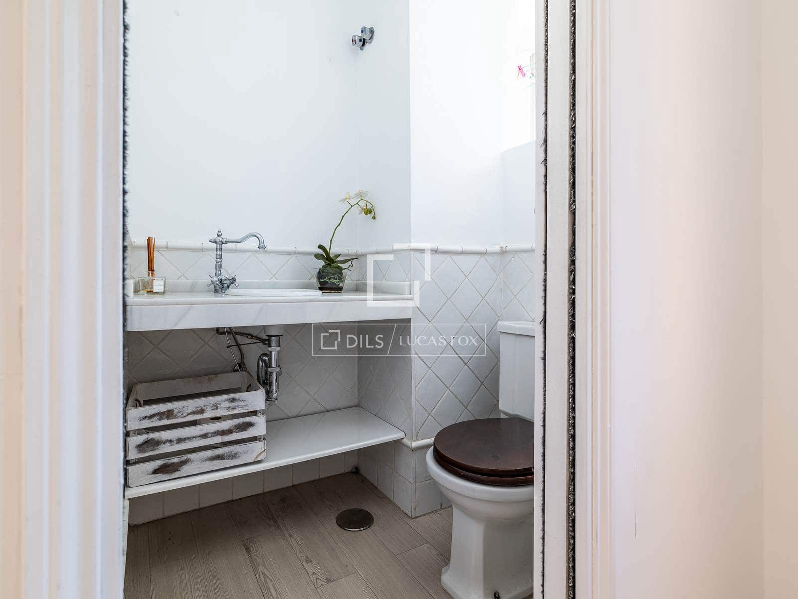 3 bedroom Apartment for sale in Madrid city - € 985,000 (Ref: 9997568)