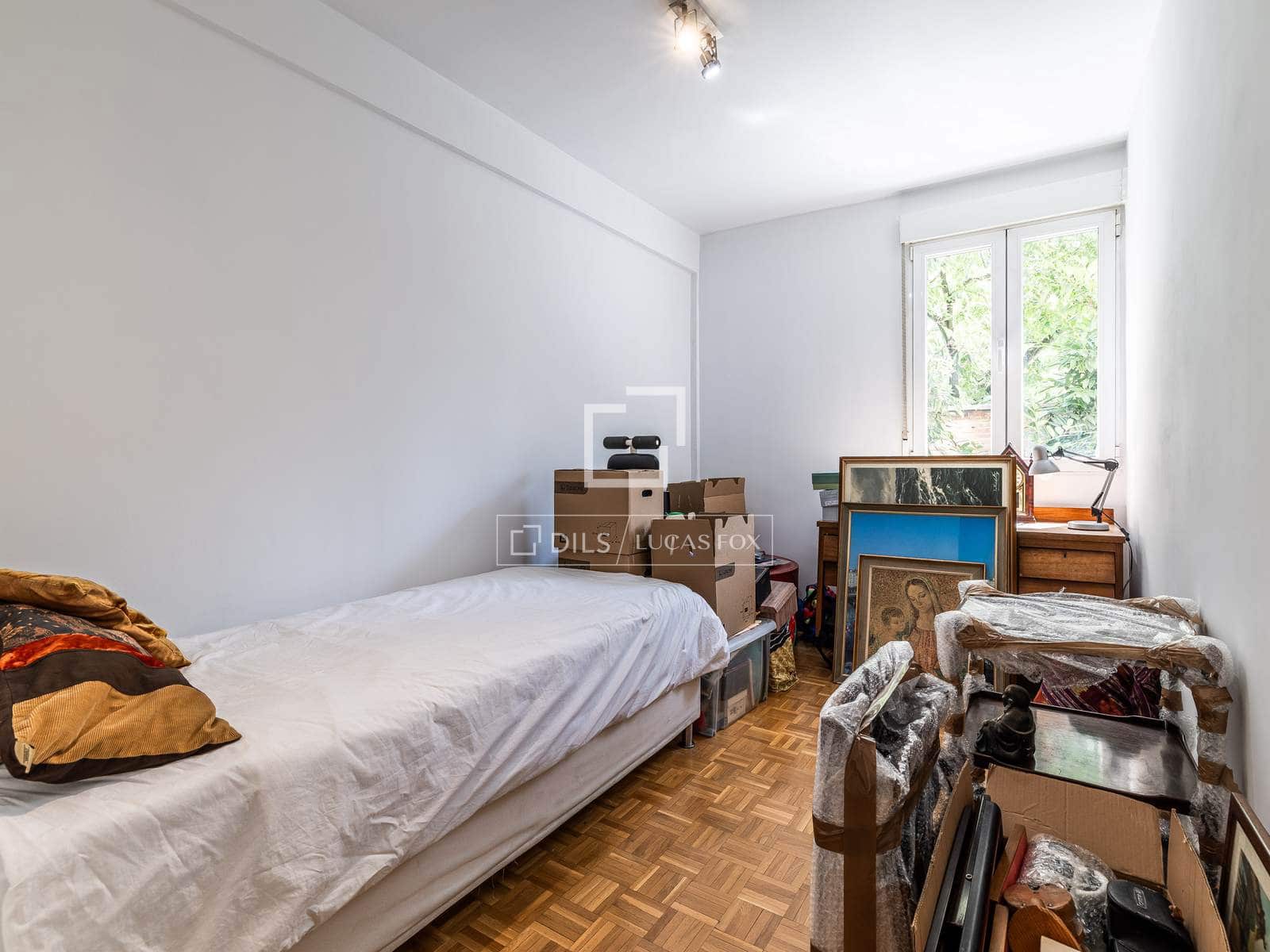 3 bedroom Apartment for sale in Madrid city - € 985,000 (Ref: 9997568)