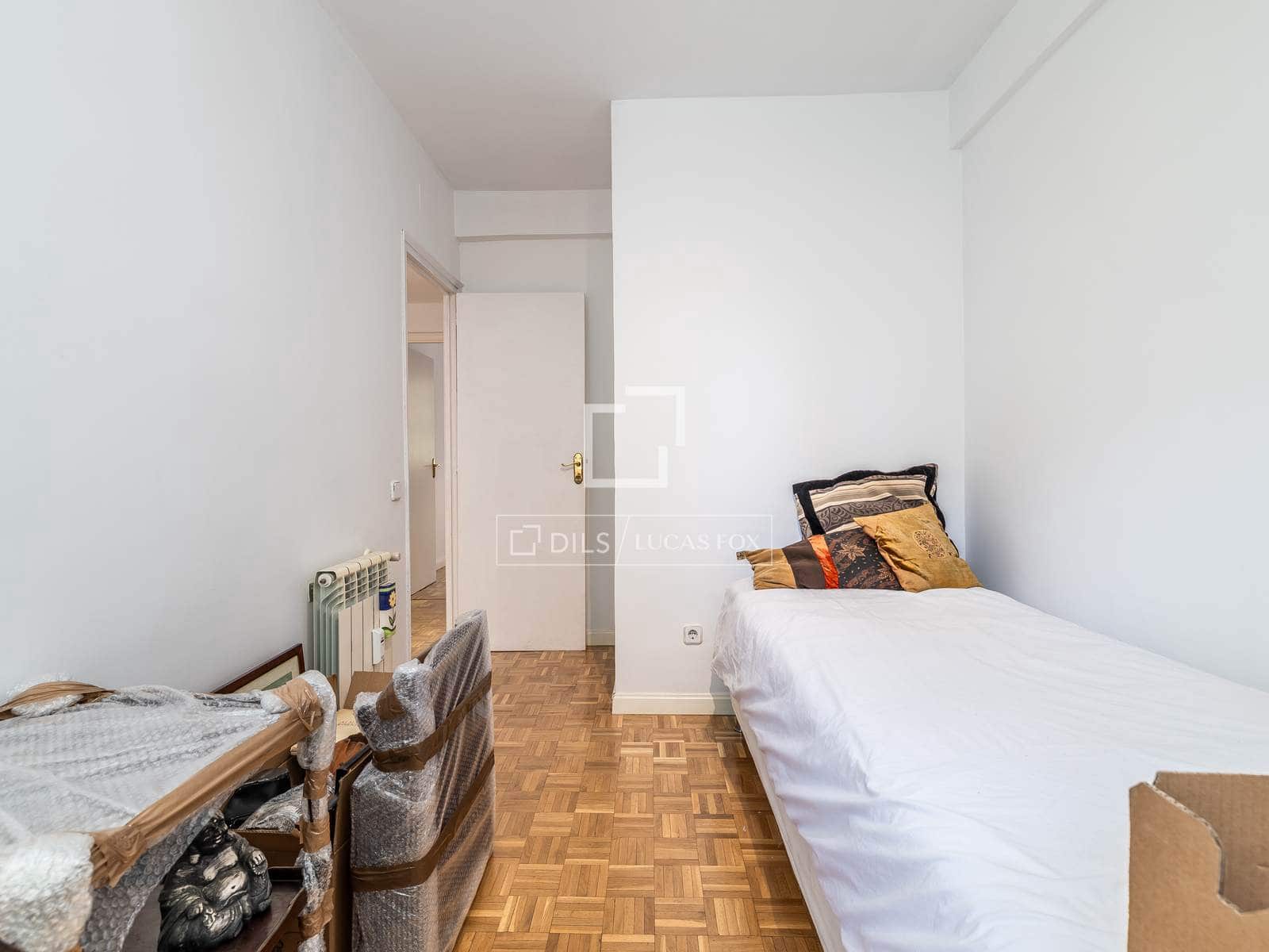 3 bedroom Apartment for sale in Madrid city - € 985,000 (Ref: 9997568)