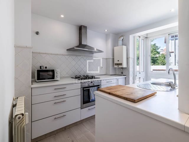 3 bedroom Apartment for sale in Hispanoamérica, Madrid city - € 985,000 (Ref: 9997568)
