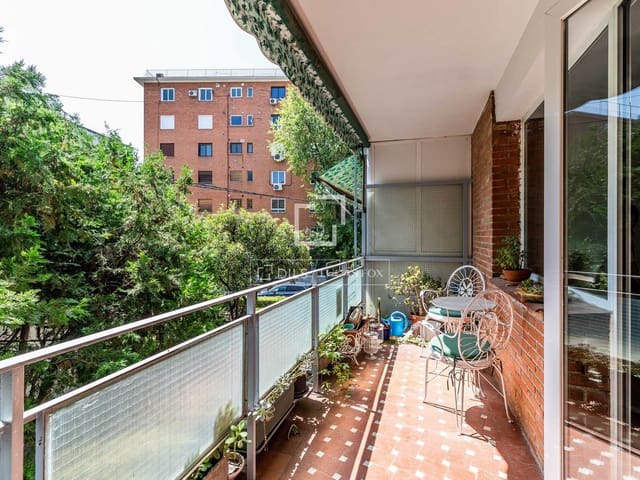 3 bedroom Apartment for sale in Hispanoamérica, Madrid city - € 985,000 (Ref: 9997568)