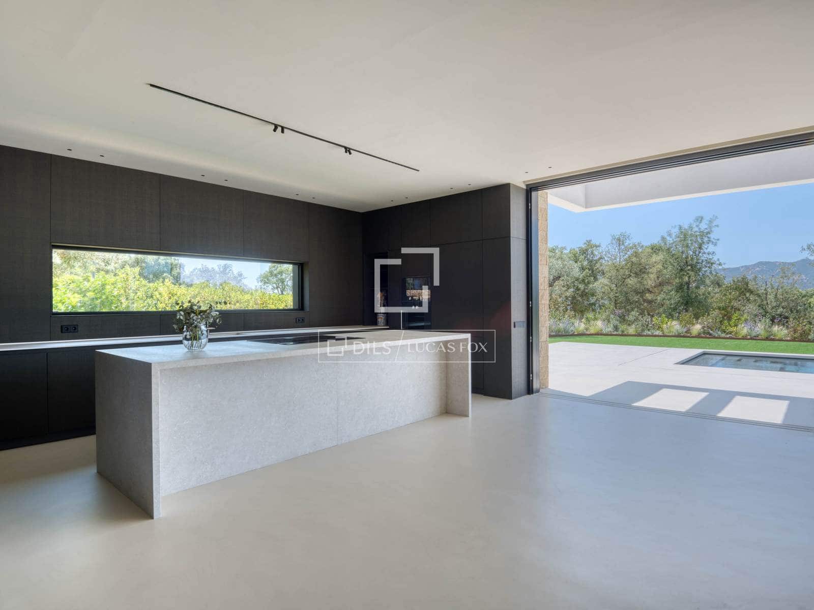 5 soveværelse Villa til salg i Santa Cristina d'Aro med swimmingpool garage - € 3.500.000 (Ref: 9997570)