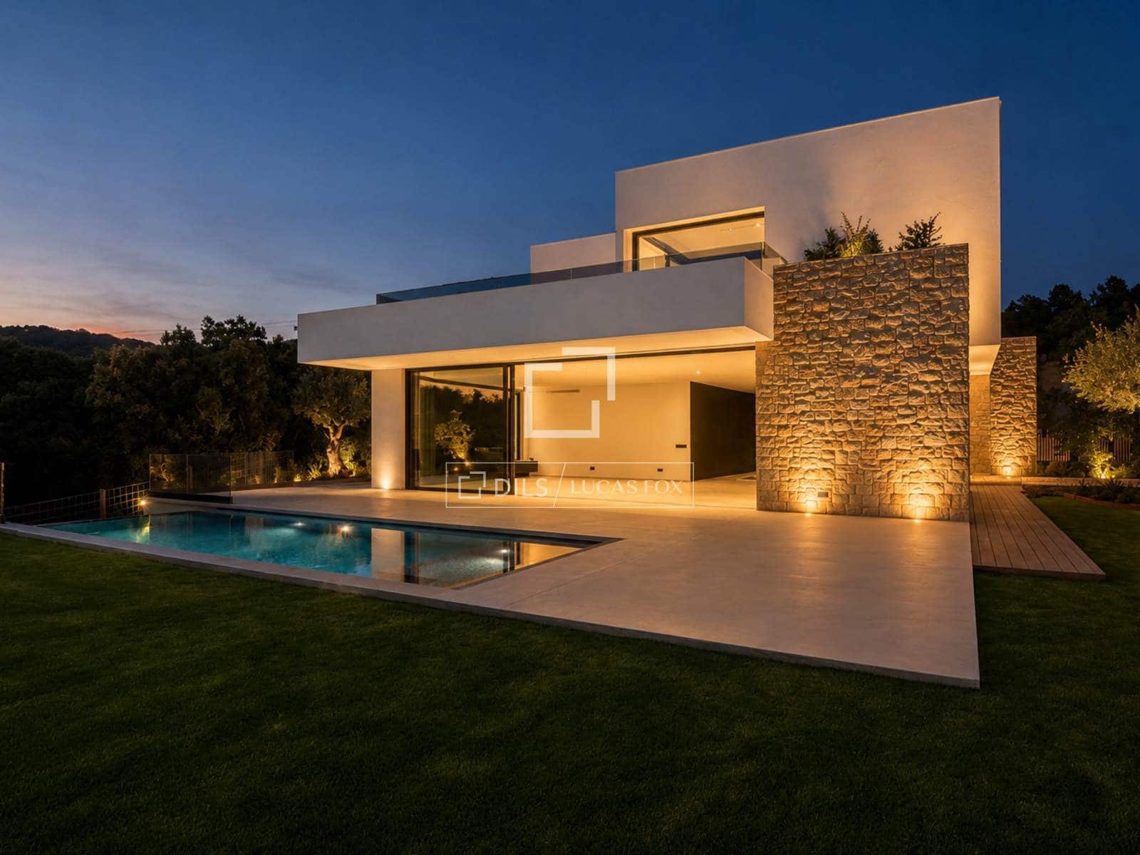 5 soveværelse Villa til salg i Santa Cristina d'Aro med swimmingpool garage - € 3.500.000 (Ref: 9997570)