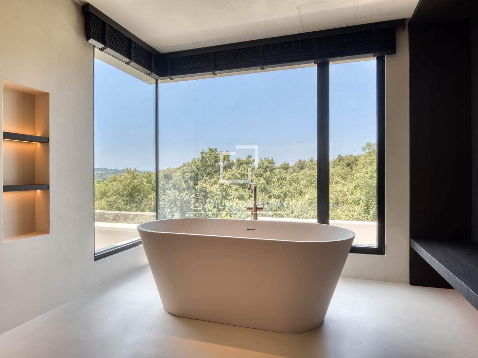 5 soveværelse Villa til salg i Santa Cristina d'Aro med swimmingpool garage - € 3.500.000 (Ref: 9997570)