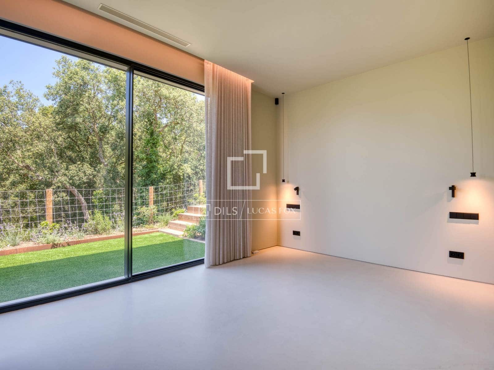 5 soveværelse Villa til salg i Santa Cristina d'Aro med swimmingpool garage - € 3.500.000 (Ref: 9997570)
