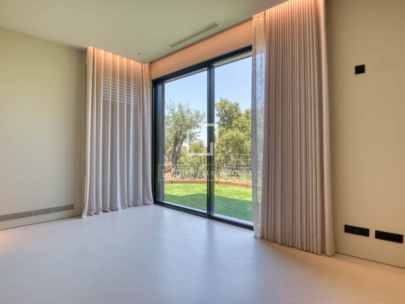 5 soveværelse Villa til salg i Santa Cristina d'Aro med swimmingpool garage - € 3.500.000 (Ref: 9997570)