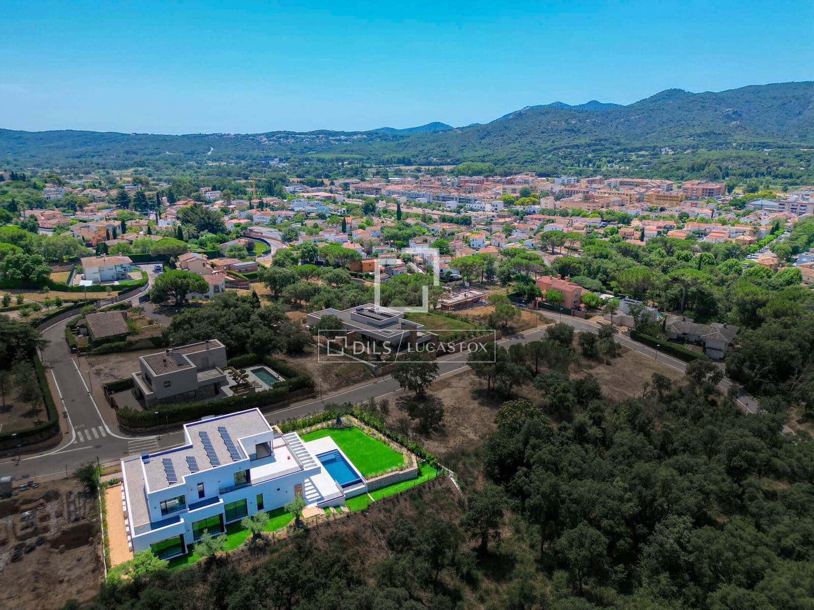5 soveværelse Villa til salg i Santa Cristina d'Aro med swimmingpool garage - € 3.500.000 (Ref: 9997570)