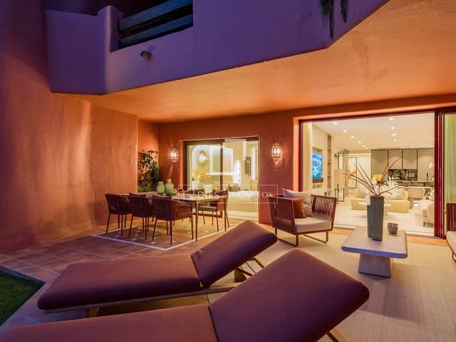 3 sovrum Lägenhet till salu i Estepona med pool garage - 2 350 000 € (Ref: 9997699)