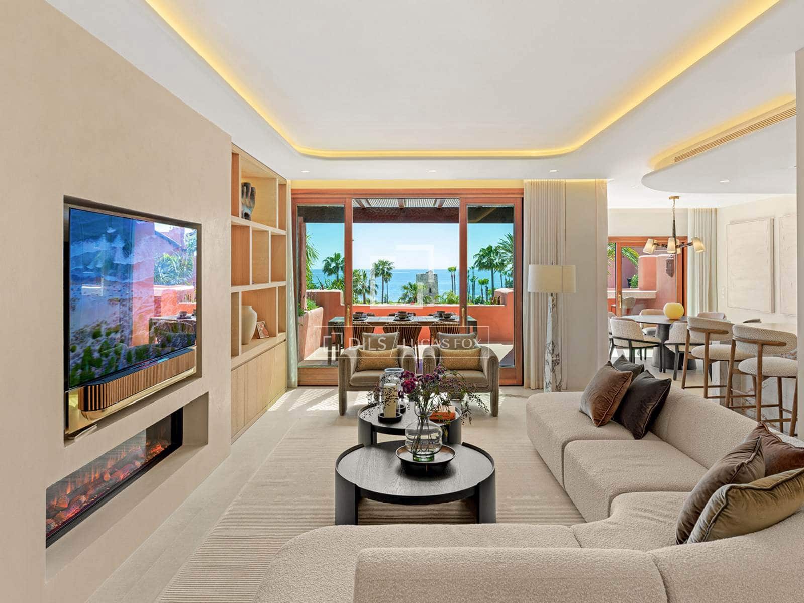 Ático de 3 habitaciones en Estepona en venta con piscina garaje - 4.995.000 € (Ref: 9997702)