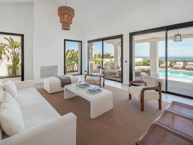 5 bedroom Villa for sale in Marbella with pool garage - € 4,880,000 (Ref: 9997703)