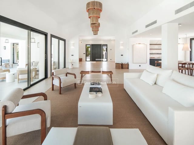 5 bedroom Villa for sale in Marbella with pool garage - € 4,880,000 (Ref: 9997703)