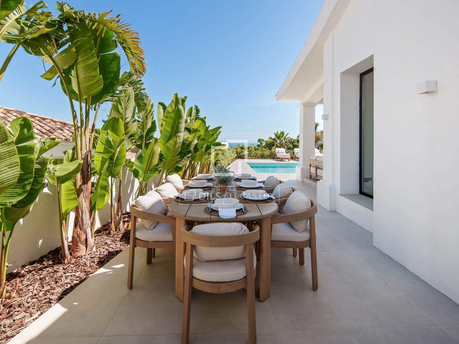 5 bedroom Villa for sale in Marbella with pool garage - € 4,880,000 (Ref: 9997703)