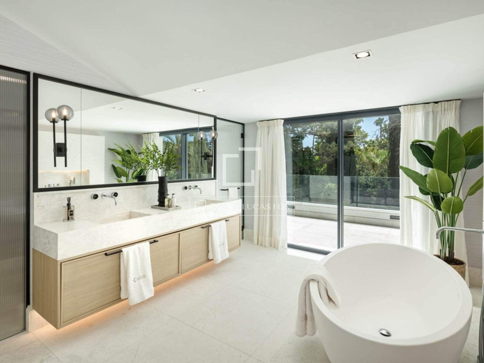 7 Zimmer Villa zu verkaufen in Marbella mit Pool Garage - 19.500.000 € (Ref: 9997704)