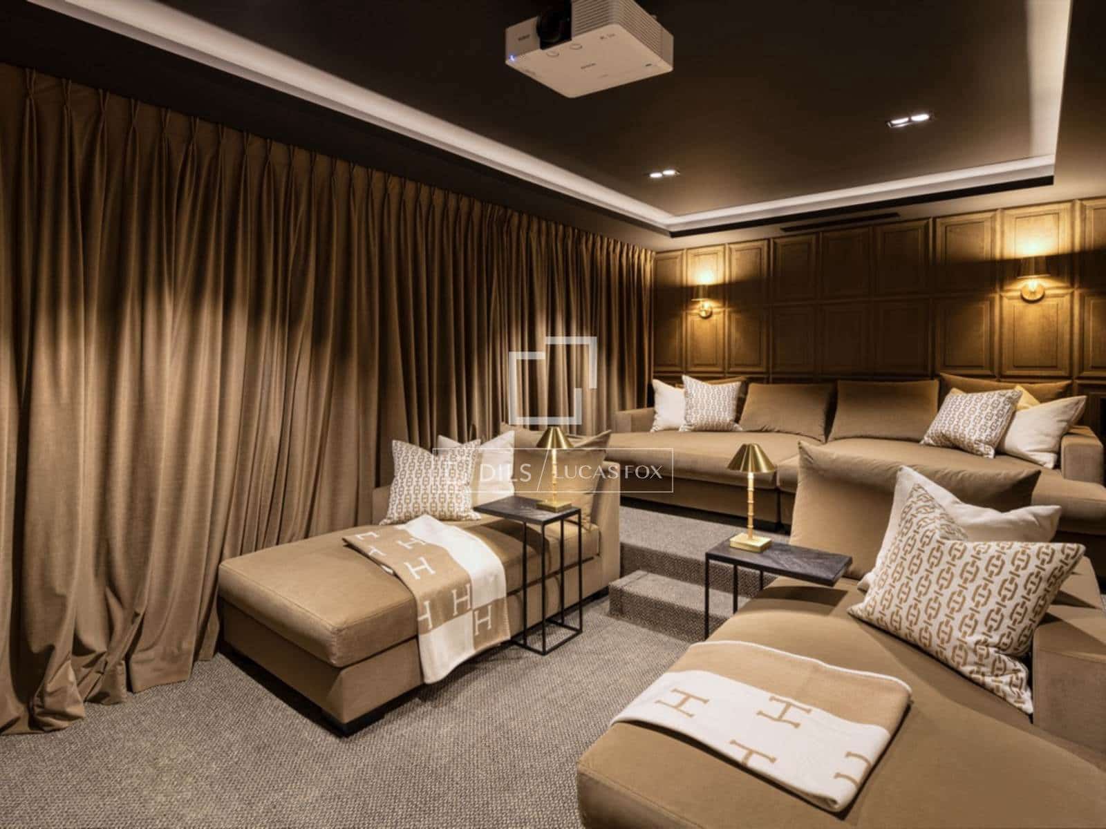 7 Zimmer Villa zu verkaufen in Marbella mit Pool Garage - 19.500.000 € (Ref: 9997704)