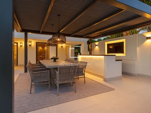 Chalet de 5 habitaciones en Marbella en venta con piscina garaje - 7.800.000 € (Ref: 9997705)