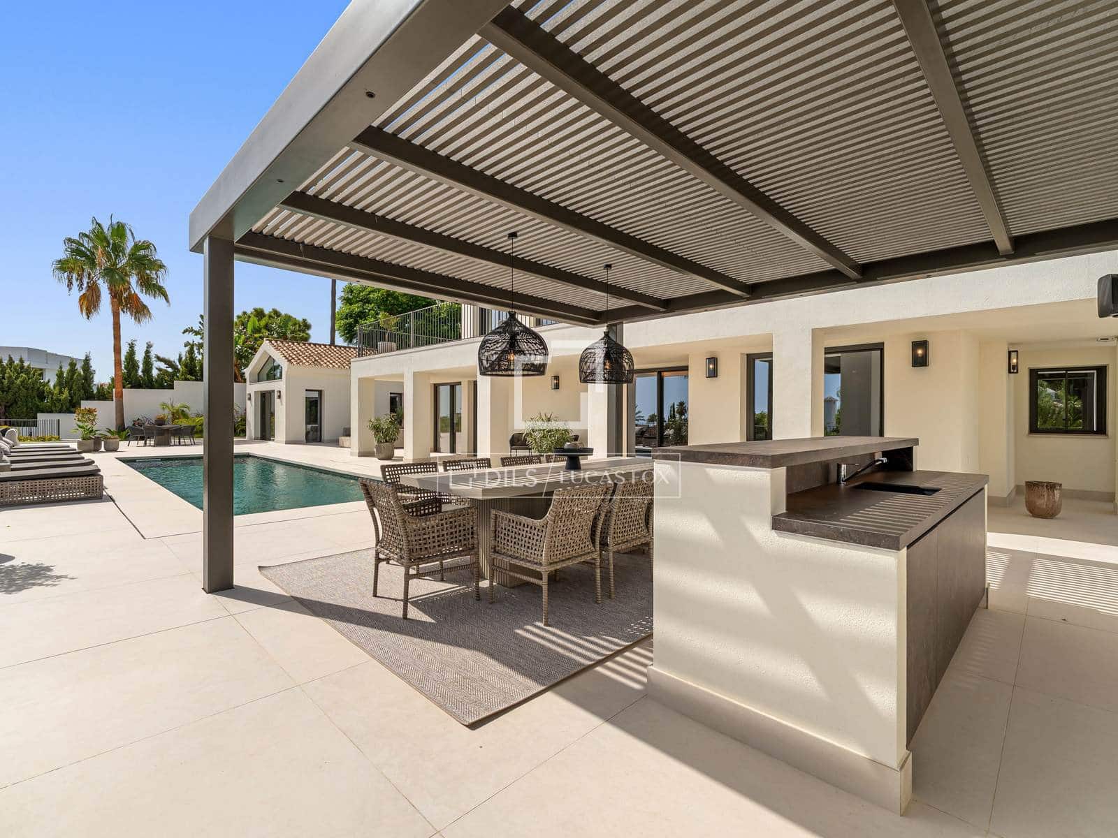 Chalet de 5 habitaciones en Marbella en venta con piscina garaje - 7.800.000 € (Ref: 9997705)