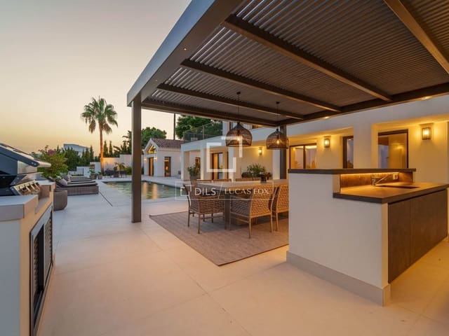 Chalet de 5 habitaciones en Marbella en venta con piscina garaje - 7.800.000 € (Ref: 9997705)