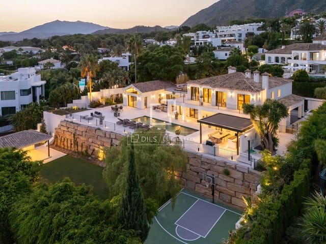 Chalet de 5 habitaciones en Marbella en venta con piscina garaje - 7.800.000 € (Ref: 9997705)
