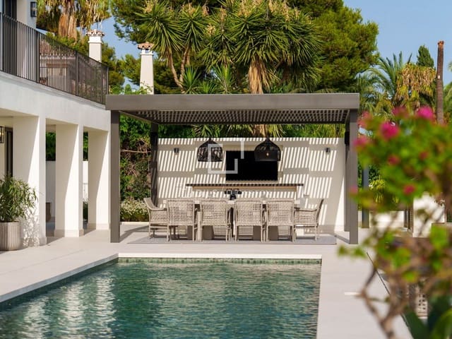Chalet de 5 habitaciones en Marbella en venta con piscina garaje - 7.800.000 € (Ref: 9997705)