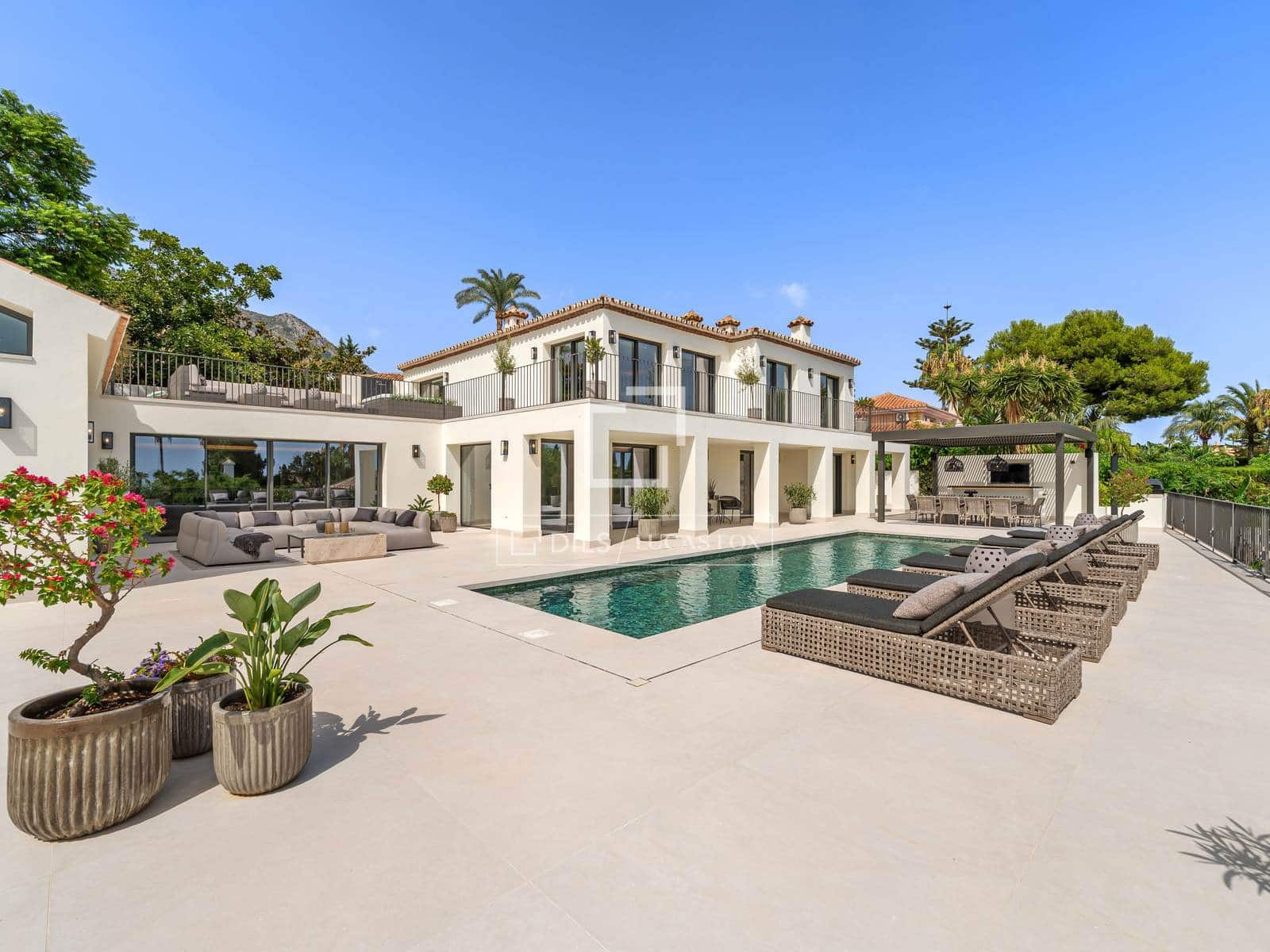 Chalet de 5 habitaciones en Marbella en venta con piscina garaje - 7.800.000 € (Ref: 9997705)