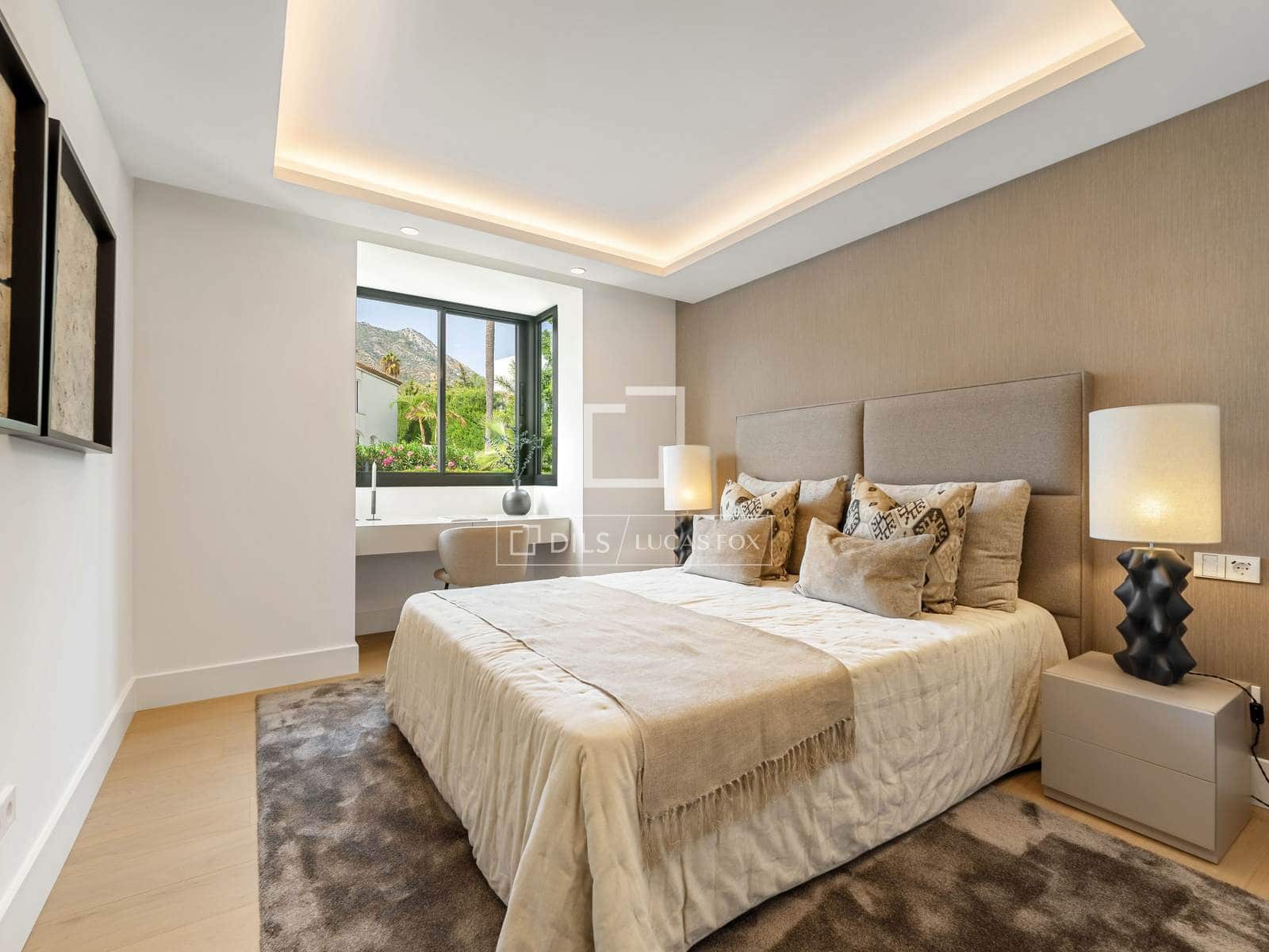 Chalet de 5 habitaciones en Marbella en venta con piscina garaje - 7.800.000 € (Ref: 9997705)