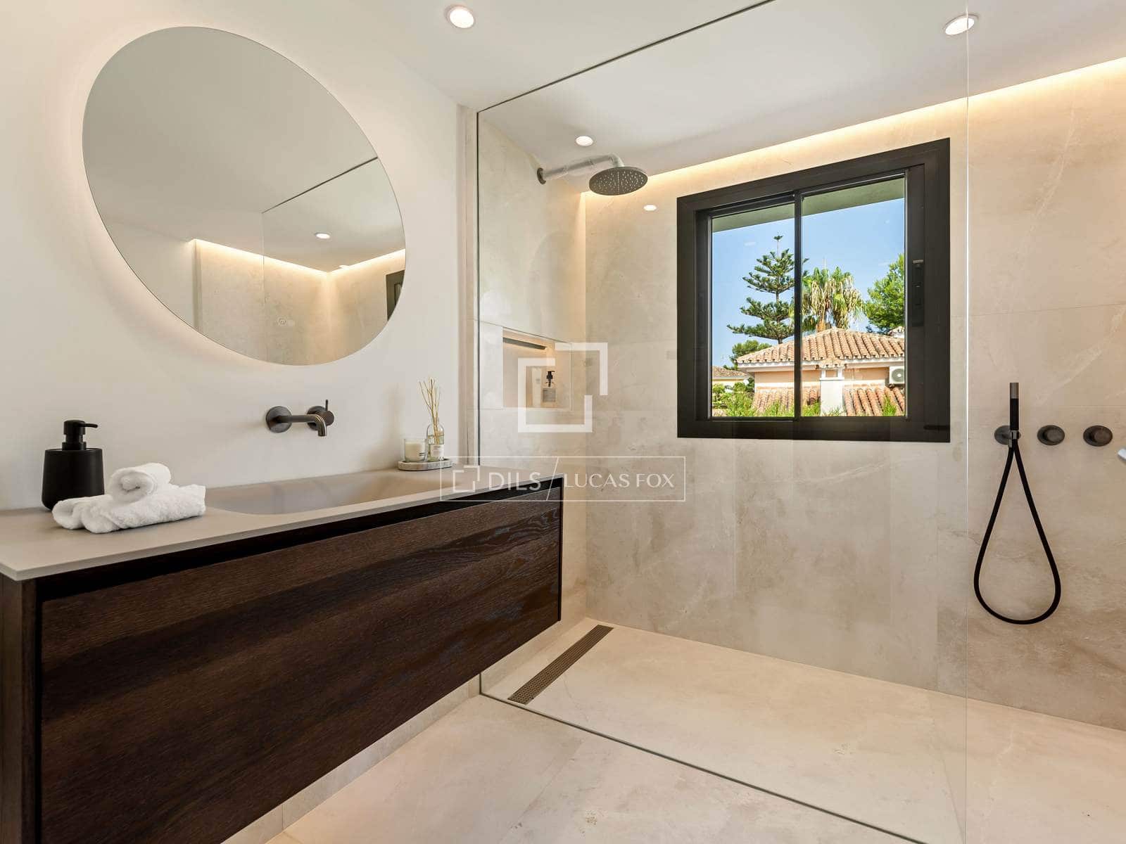 Chalet de 5 habitaciones en Marbella en venta con piscina garaje - 7.800.000 € (Ref: 9997705)