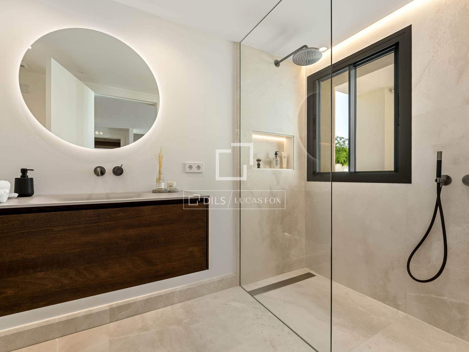 Chalet de 5 habitaciones en Marbella en venta con piscina garaje - 7.800.000 € (Ref: 9997705)