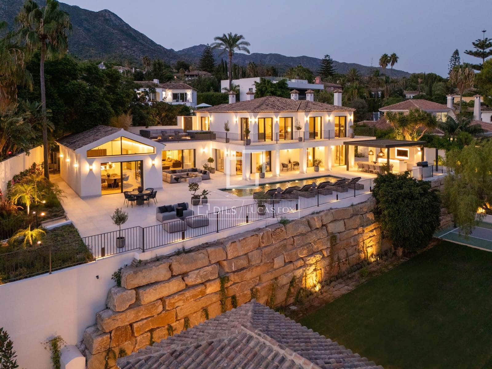 Chalet de 5 habitaciones en Marbella en venta con piscina garaje - 7.800.000 € (Ref: 9997705)