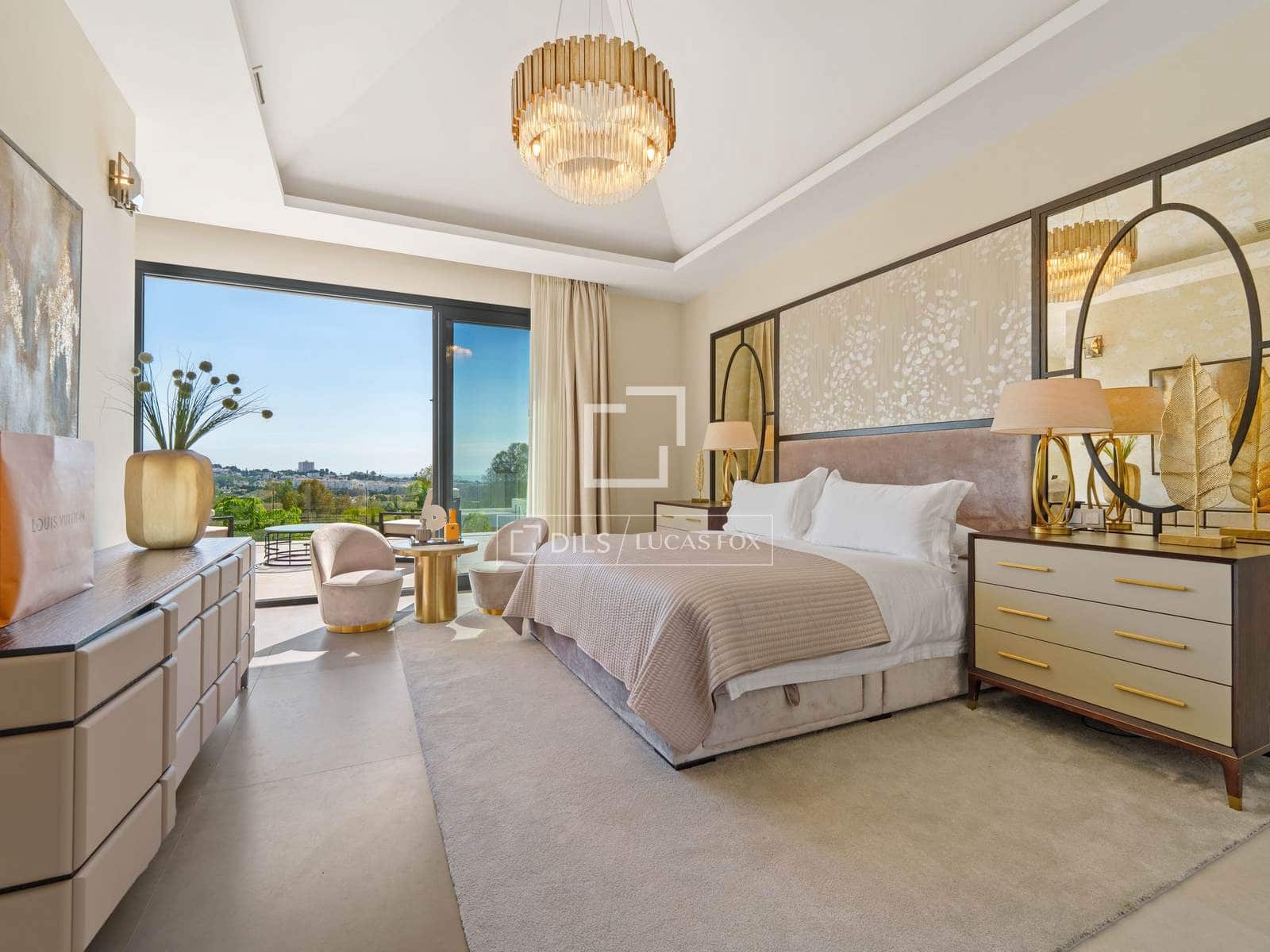 6 bedroom Villa for sale in Marbella with pool garage - € 4,695,000 (Ref: 9997706)