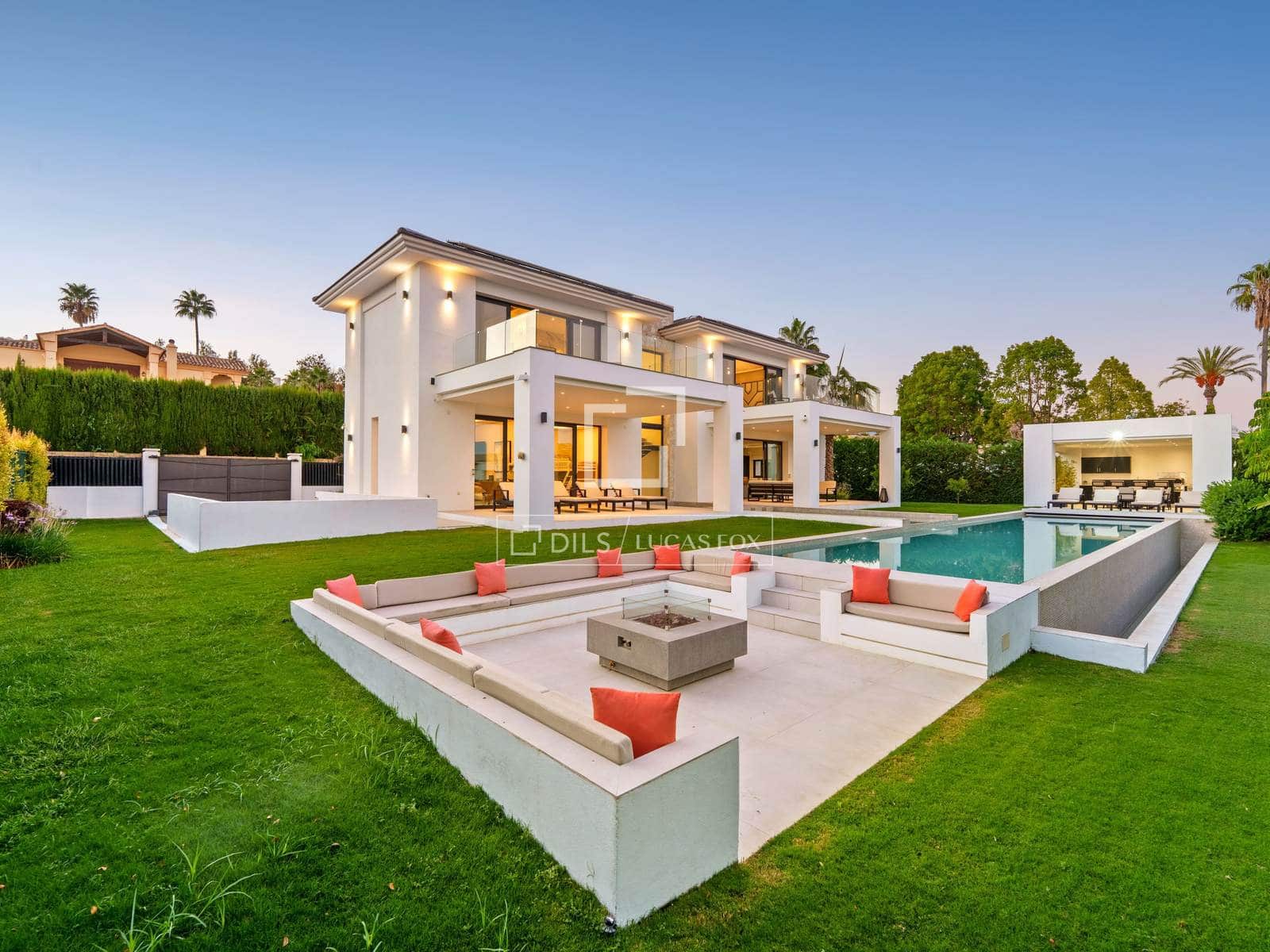 6 bedroom Villa for sale in Marbella with pool garage - € 4,695,000 (Ref: 9997706)